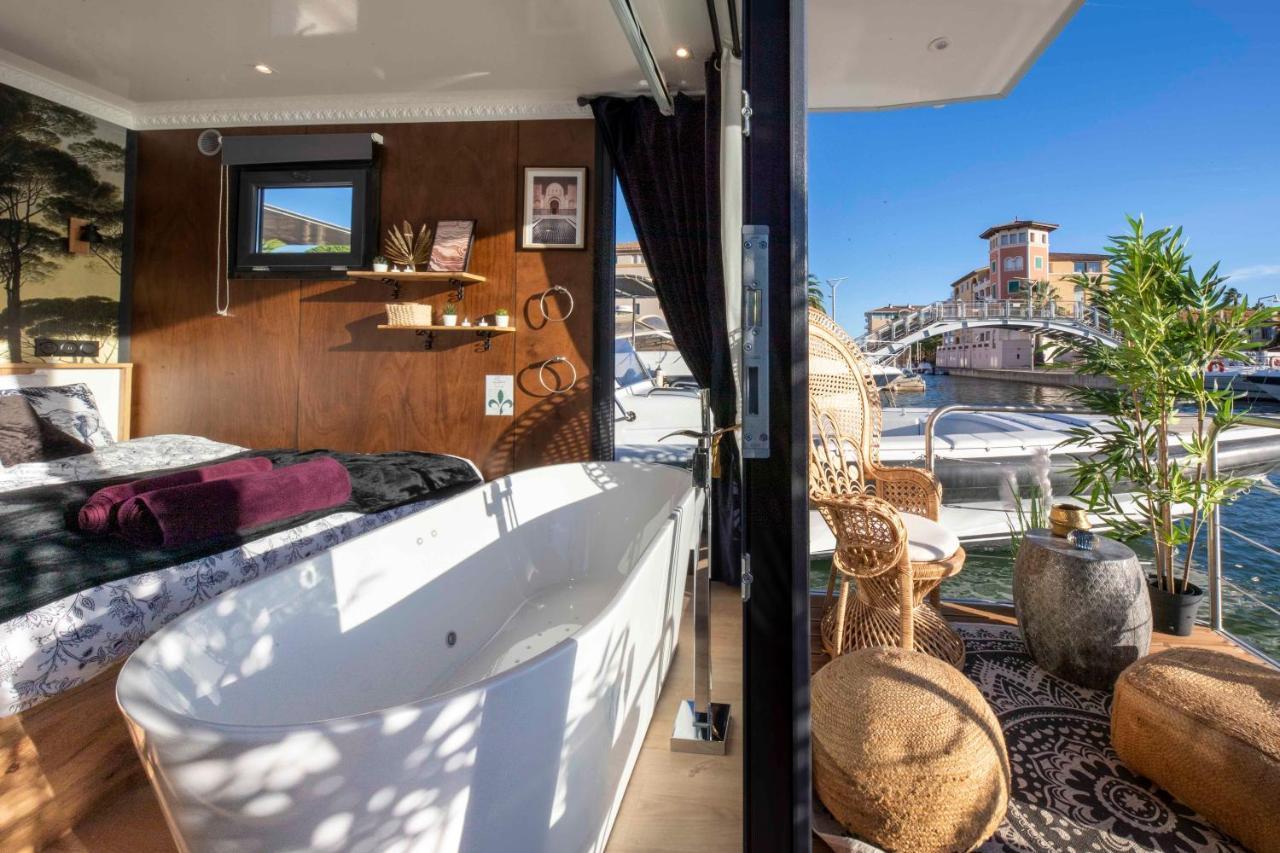 Escale Royale Botel *